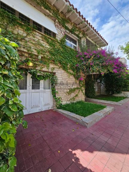 Casa en Alquiler en Capital, Mendoza