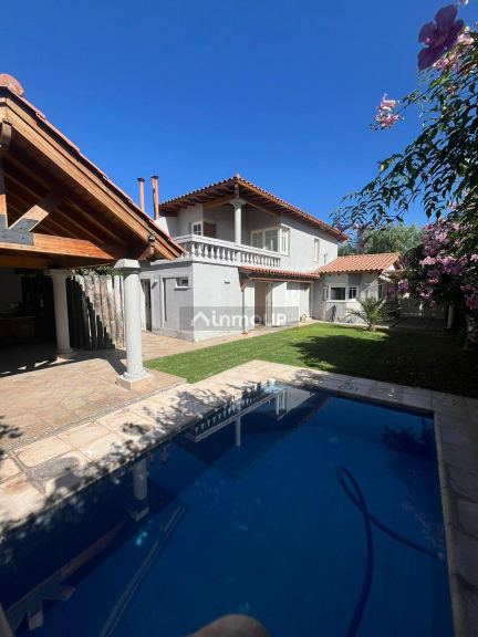 Casa en Alquiler en Capital, Mendoza
