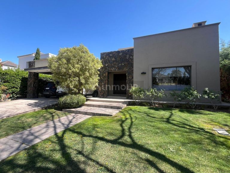 Casa en Venta en Lujan de Cuyo, Mendoza