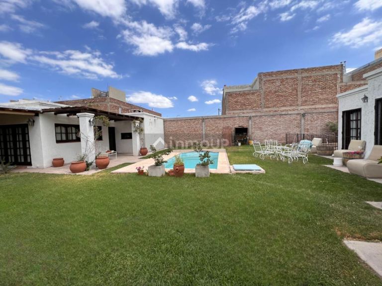 Casa en Venta en Las Heras, Mendoza
