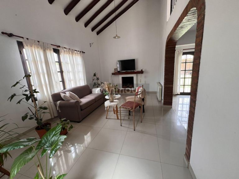 Casa en Venta en Las Heras, Mendoza