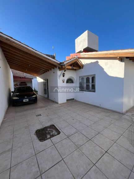 Casa en Venta en Guaymallen, Mendoza