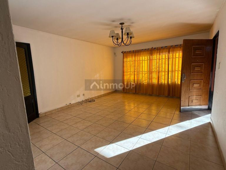 Casa en Alquiler en Maipu, Mendoza