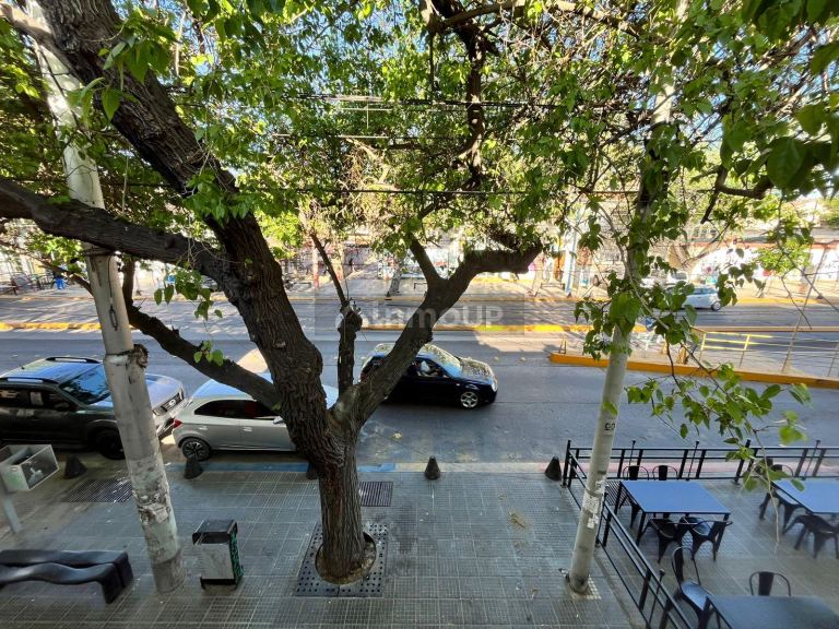 Local Comercial en Alquiler en Godoy Cruz, Mendoza