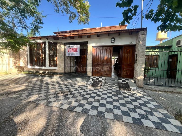 Casa en Venta en Guaymallen, Mendoza