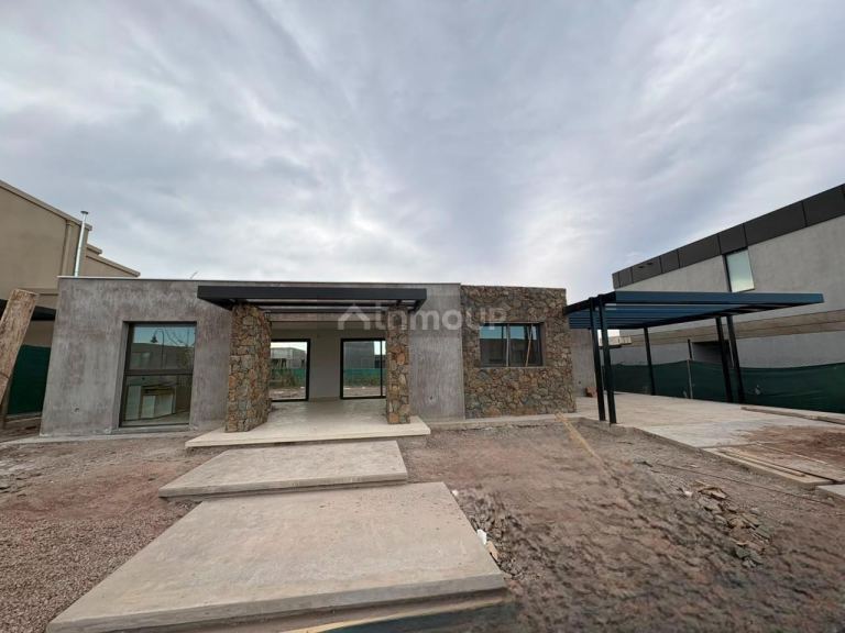 Casa en Venta en Lujan de Cuyo, Mendoza