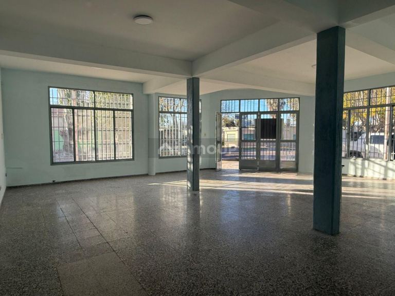 Local Comercial en Alquiler en Las Heras, Mendoza