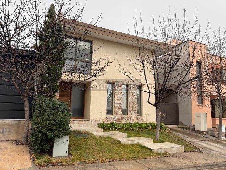 Casa en Venta en Godoy Cruz, Mendoza