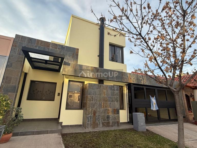 Casa en Venta en Godoy Cruz, Mendoza
