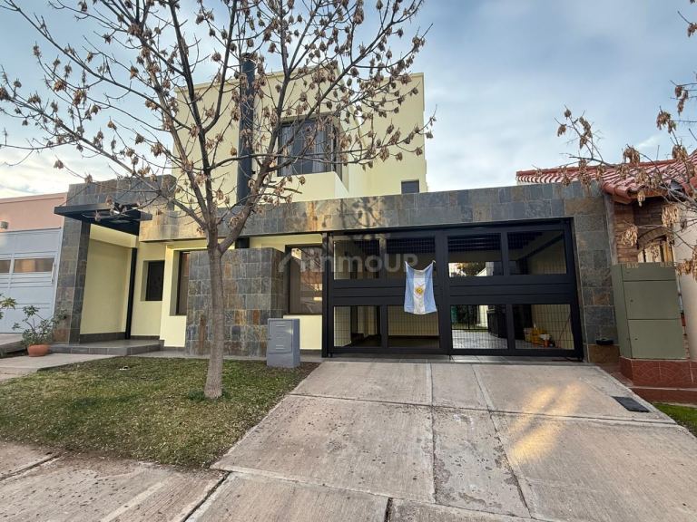 Casa en Venta en Godoy Cruz, Mendoza