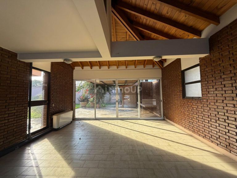 Casa en Venta en Las Heras, Mendoza