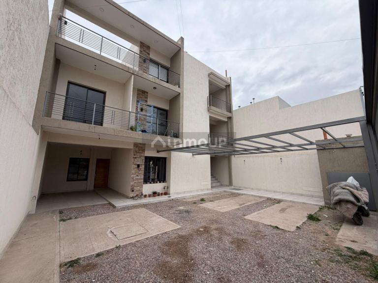 Duplex en Venta en Guaymallen, Mendoza