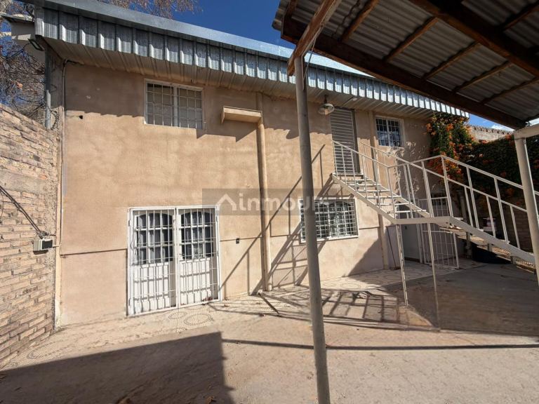 Casa en Venta en Guaymallen, Mendoza