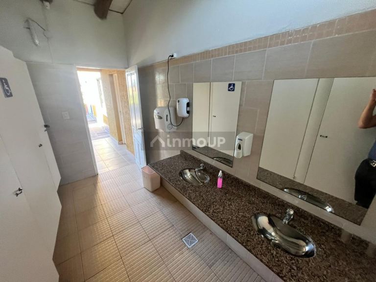 Local Comercial en Venta en Guaymallen, Mendoza - USD 200.000 | Inmoup - 22