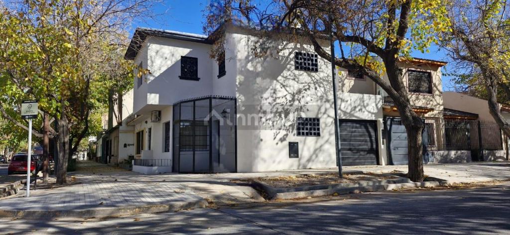 Duplex en Venta en Capital, Mendoza