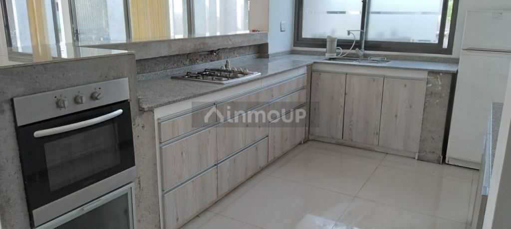 Casa en Alquiler en Maipu, Mendoza