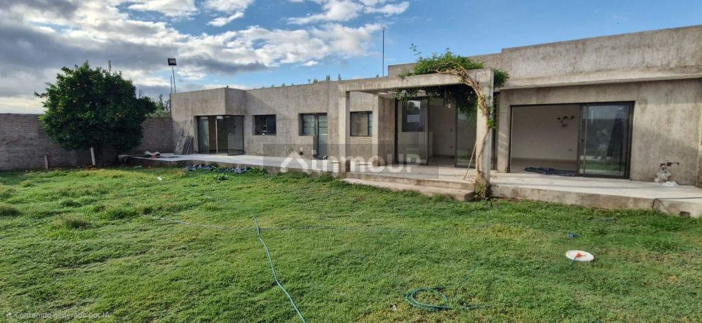 Casa en Alquiler en Maipu, Mendoza
