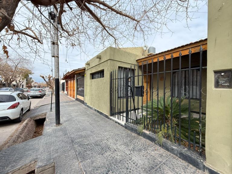 Casa en Venta en Guaymallen, Mendoza