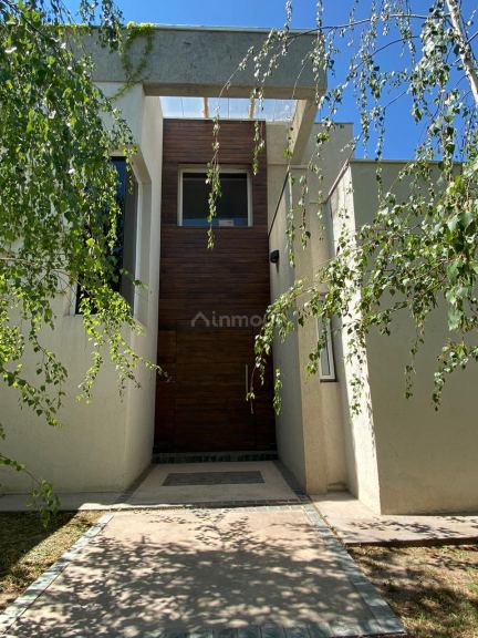 Casa en Venta en Lujan de Cuyo, Mendoza