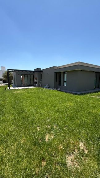 Casa en Venta en Maipu, Mendoza