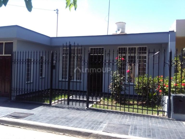 Guaymallen Urquiza 200, Guaymallén