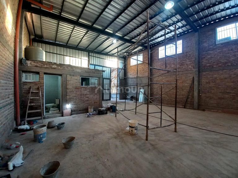 Galpon en Alquiler en Lujan de Cuyo, Mendoza