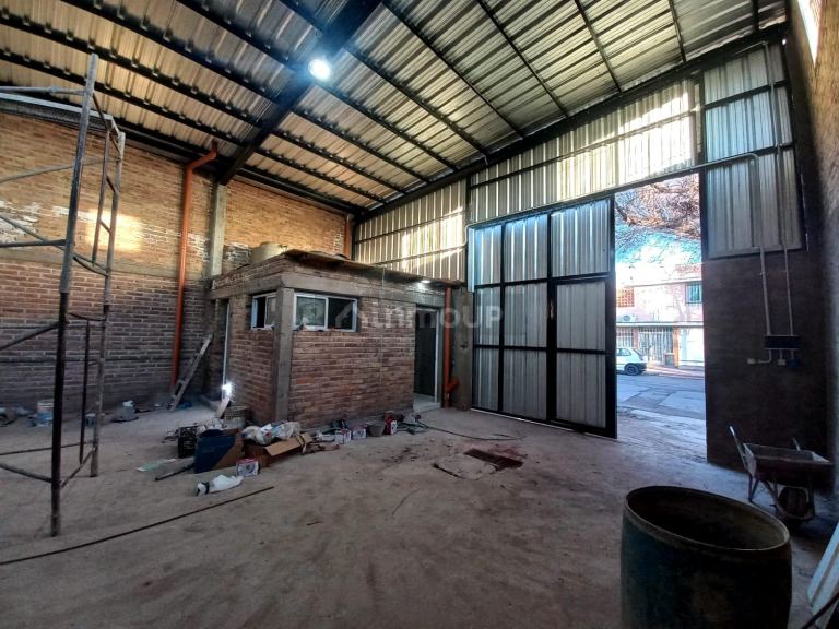 Galpon en Alquiler en Lujan de Cuyo, Mendoza