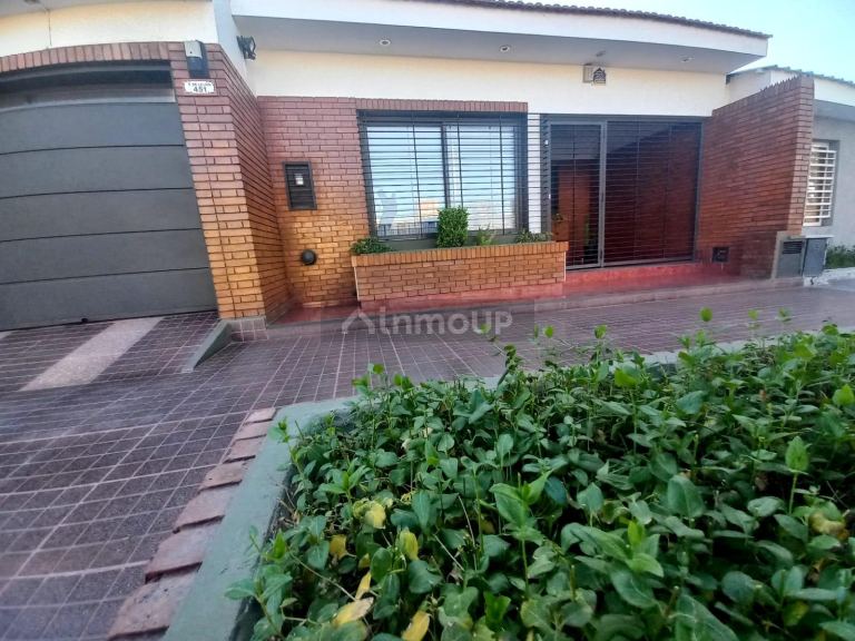 Casa en Venta en Guaymallen, Mendoza