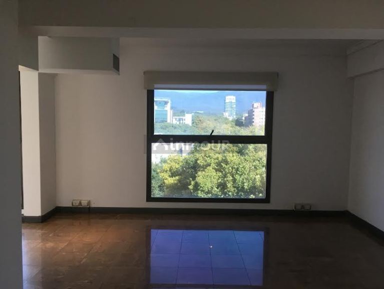 Oficina en Alquiler en Capital, Mendoza