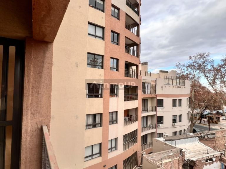 Departamento en Alquiler en Capital, Mendoza