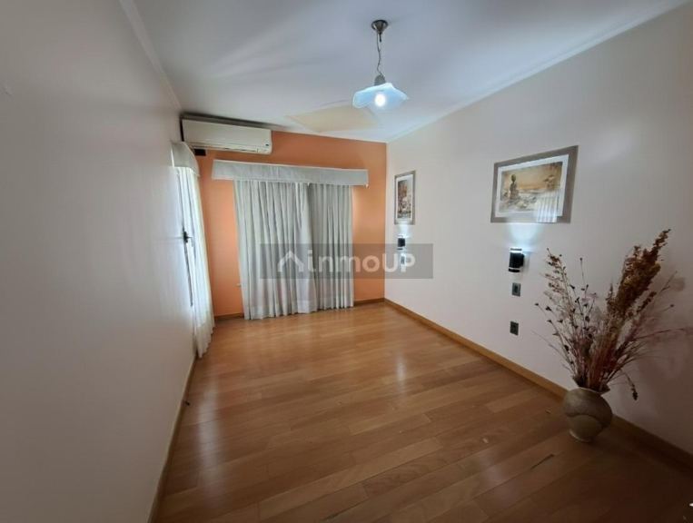 Oficina en Alquiler en Guaymallen, Mendoza