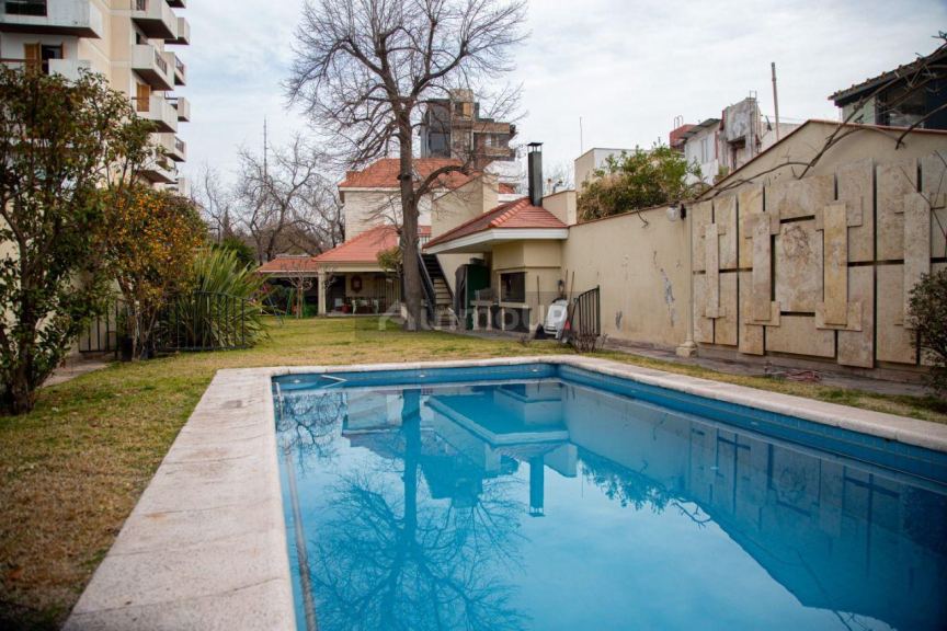Chalet en Venta en Capital, Mendoza