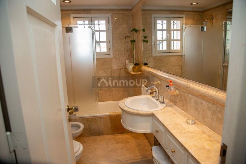 Chalet en Venta en Capital, Mendoza