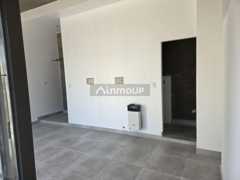 Local Comercial en Alquiler en Godoy Cruz, Mendoza - $ 870.000 | Inmoup - 8