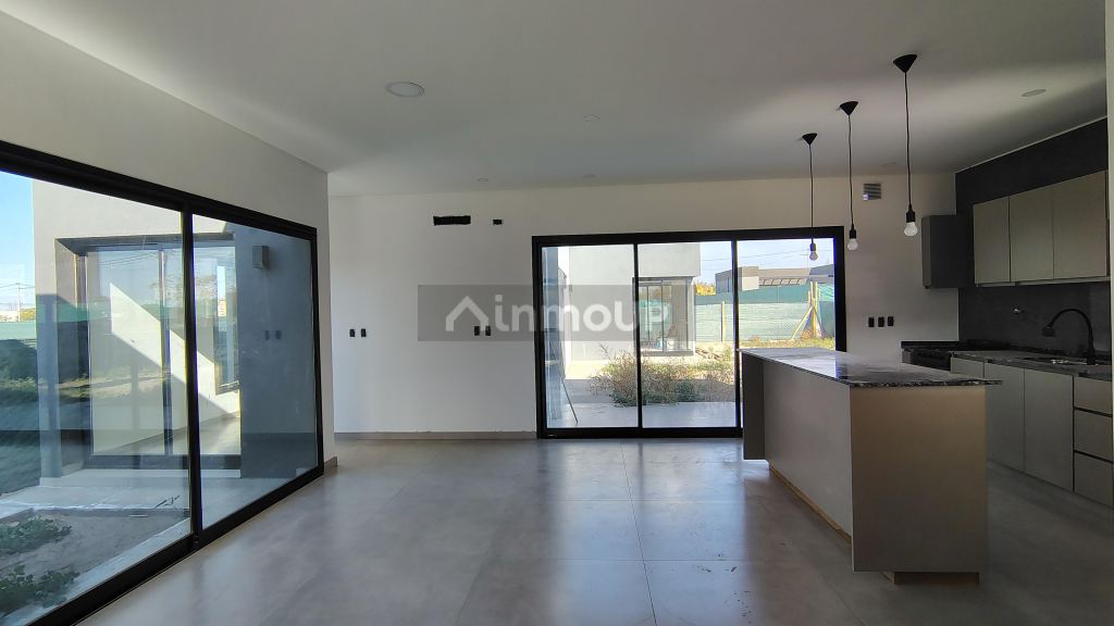 Casa en Alquiler en Lujan de Cuyo, Mendoza