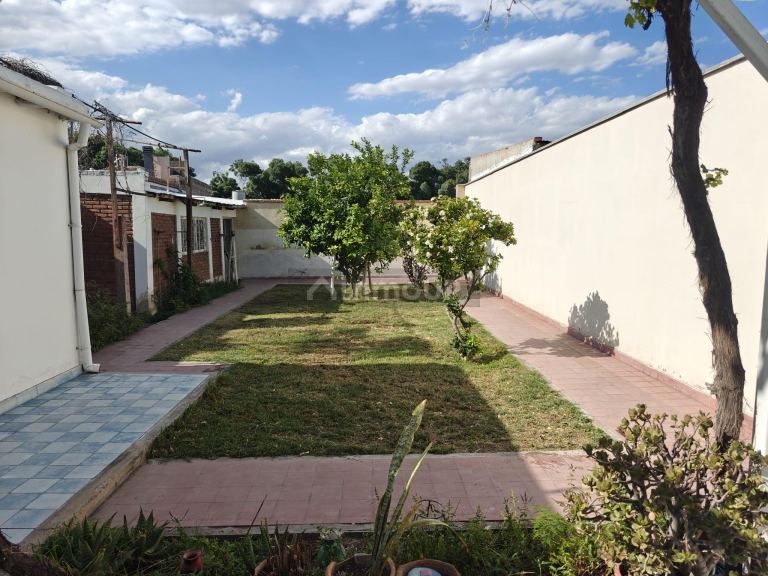 Casa en Alquiler en Capital, Mendoza