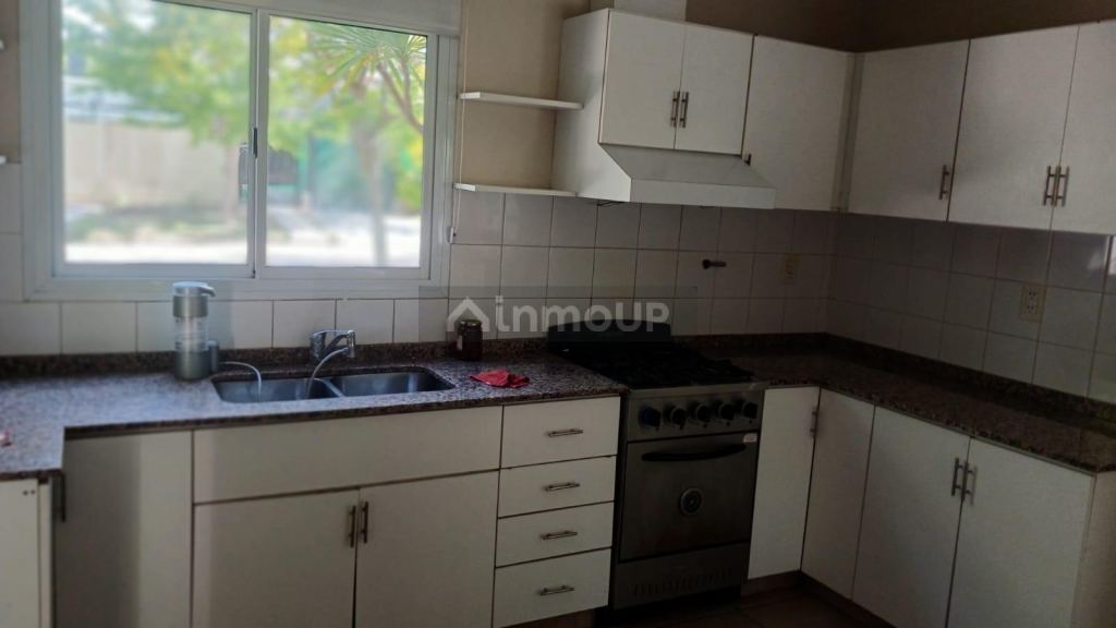 Casa en Alquiler en Lujan de Cuyo, Mendoza