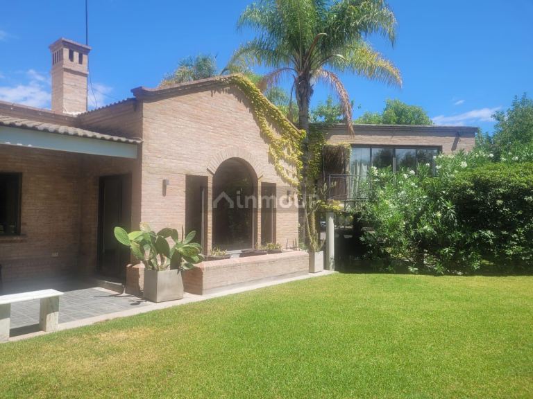 Casa en Venta en Guaymallen, Mendoza