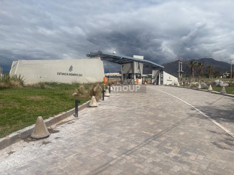Las Heras Av. Champagnat