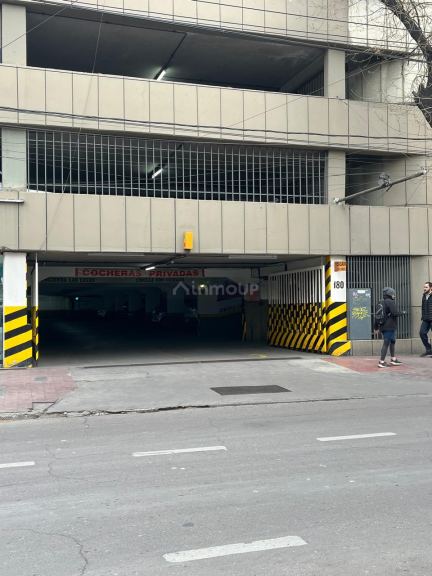 Cochera en Venta en Capital, Mendoza