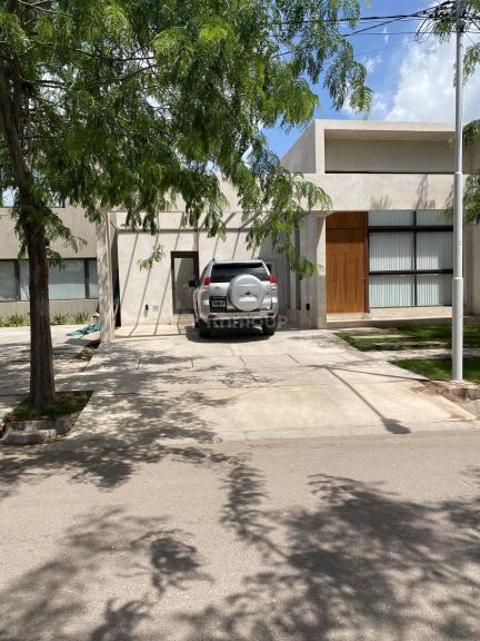 Casa en Alquiler en Lujan de Cuyo, Mendoza