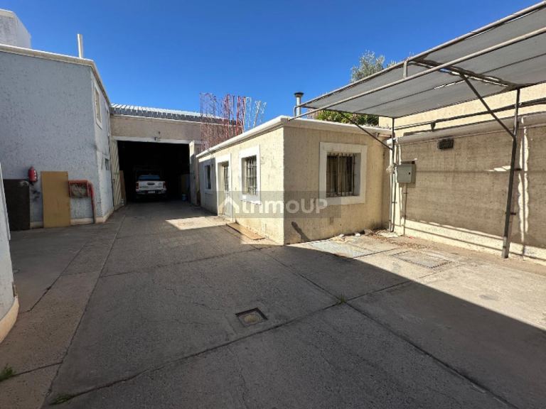Galpon en Venta en Santa Lucia, San Juan