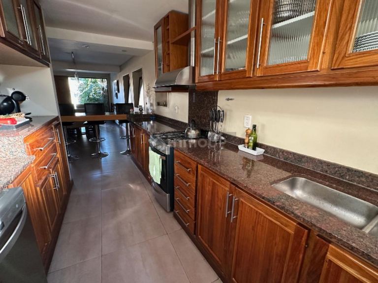 Casa en Venta en Capital, San Juan - USD 470.000 | Inmoup - 7