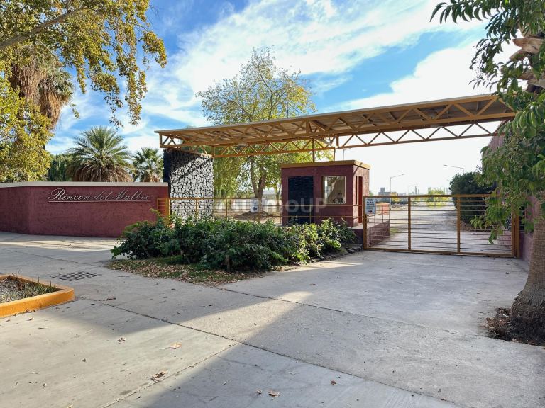 Terreno en Venta en Santa Lucia, San Juan