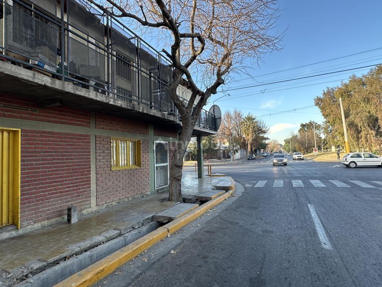 Local Comercial en Alquiler en Santa Lucia, San Juan