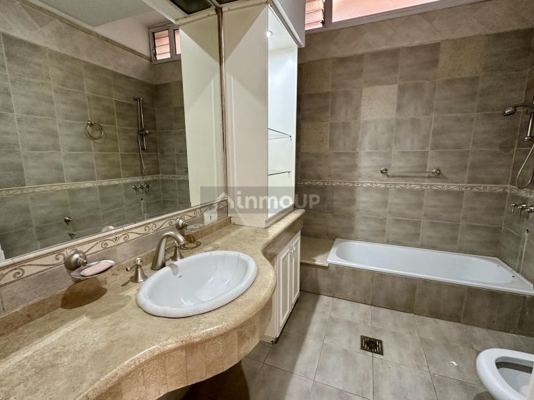 Casa en Alquiler en Rivadavia, San Juan