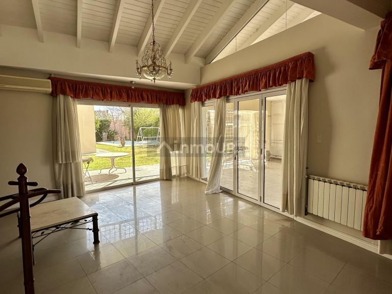 Casa en Alquiler en Rivadavia, San Juan