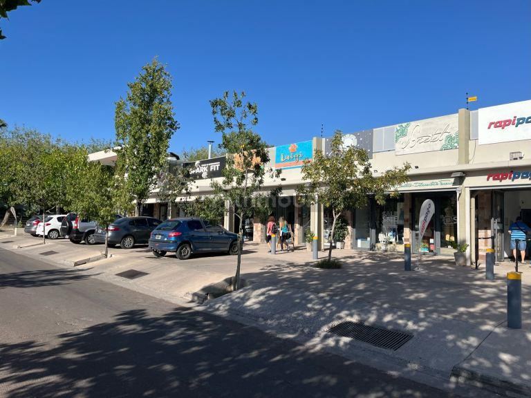 Local Comercial en Venta en Capital, Mendoza