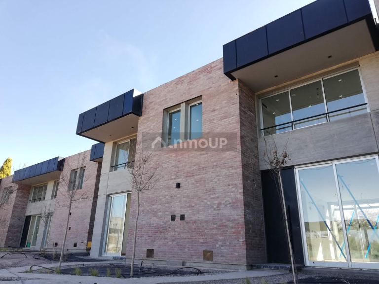Duplex en Venta en Guaymallen, Mendoza
