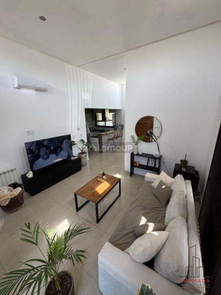 Casa en Venta en Guaymallen, Mendoza